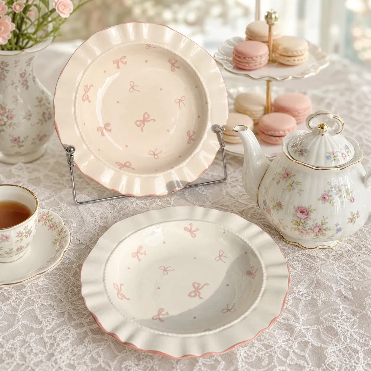 Ribbon Plates